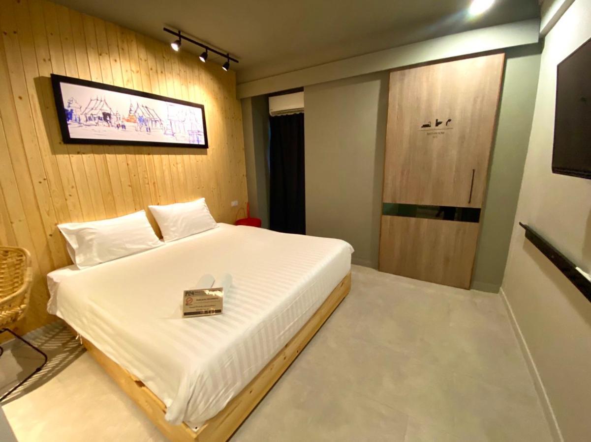 P24 At Kaset Hotel Bangkok Exterior photo